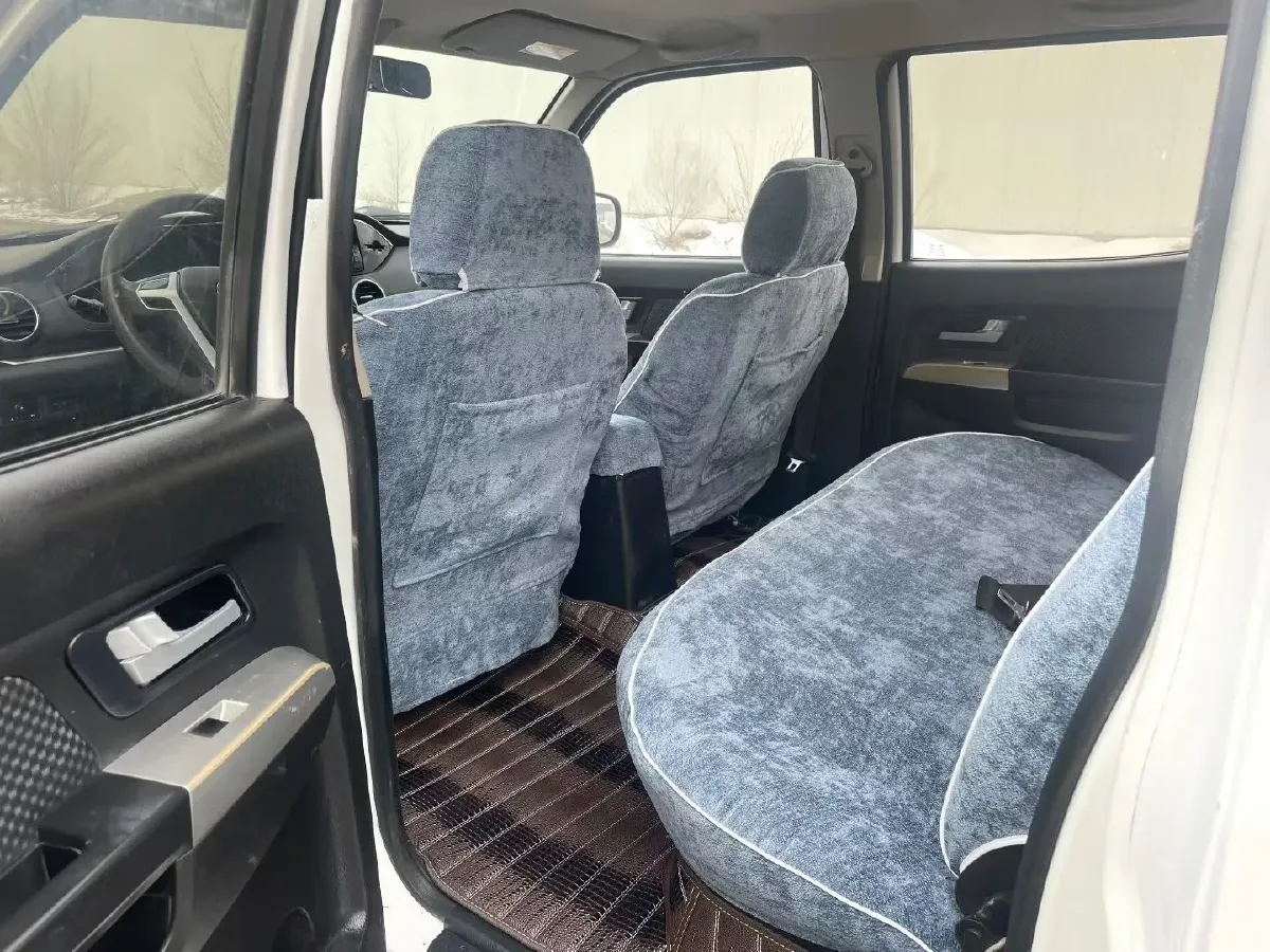 2018 Dongfeng RuiQi 2.4L 139HP L4 5MT,autocango,china used car exporter,china ev exporter,chinese used car exporter,chinese used ev exporter