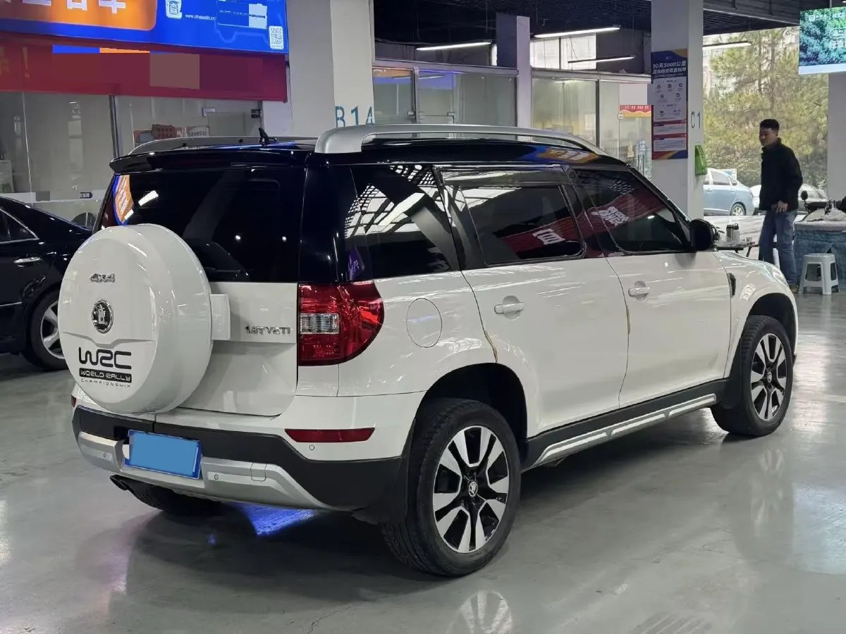 2016 Skoda Yeti 1.8T 160HP L4 6DCT,autocango,china used car exporter,china ev exporter,chinese used car exporter,chinese used ev exporter