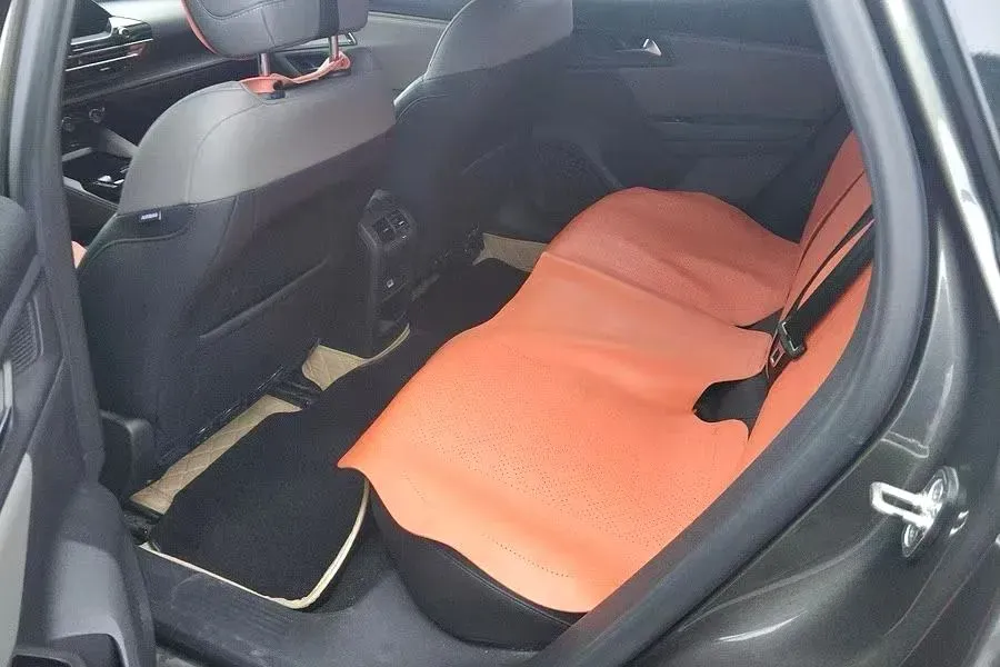 2022 Citroen C5 X 1.6T 175HP L4 8AT,autocango,china used car exporter,china ev exporter,chinese used car exporter,chinese used ev exporter