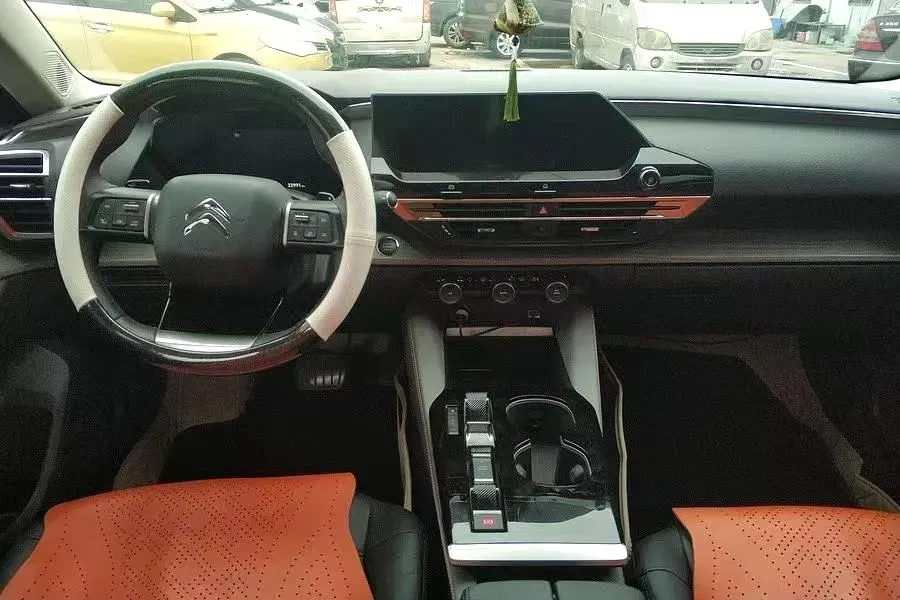 2022 Citroen C5 X 1.6T 175HP L4 8AT,autocango,china used car exporter,china ev exporter,chinese used car exporter,chinese used ev exporter