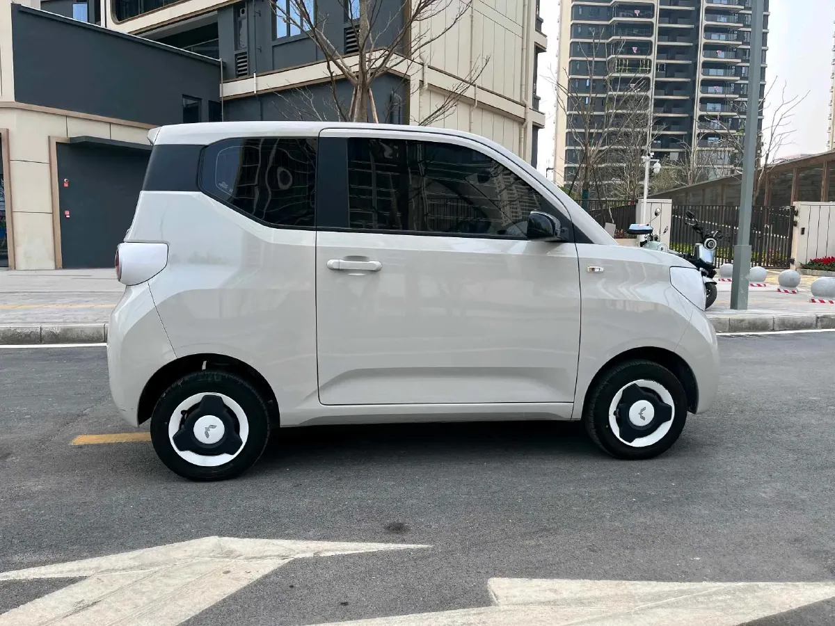 2024 WuLing HongGuang MINI EV BEV 17.3KWH,autocango,china used car exporter,china ev exporter,chinese used car exporter,chinese used ev exporter