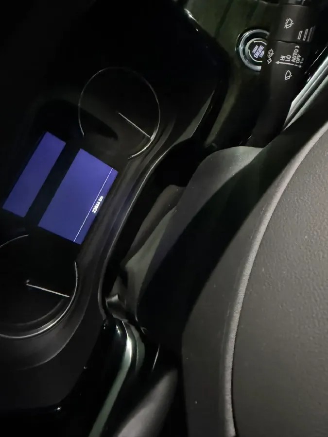 2022 Cadillac XT6 2.0T 237HP L4 9AT,autocango,china used car exporter,china ev exporter,chinese used car exporter,chinese used ev exporter