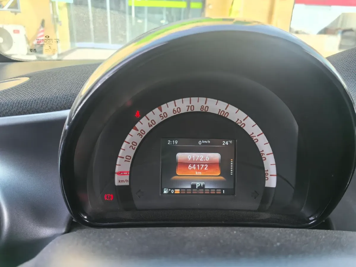 2015 Smart smart fortwo 1.0L 71HP L3 6DCT,autocango,china used car exporter,china ev exporter,chinese used car exporter,chinese used ev exporter