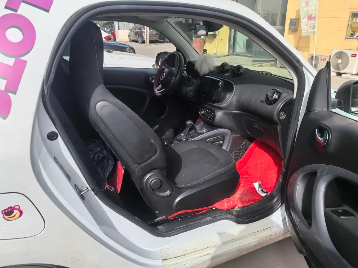 2015 Smart smart fortwo 1.0L 71HP L3 6DCT,autocango,china used car exporter,china ev exporter,chinese used car exporter,chinese used ev exporter