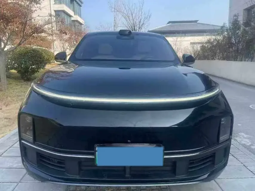 2022 Li L9 Range Extended 154HP REEV 42.6KWH,autocango,china used car exporter,china ev exporter,chinese used car exporter,chinese used ev exporter