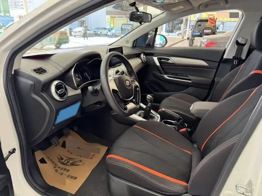 2019 BAIC ChangHe A6 1.5L 113HP L4 5MT,autocango,china used car exporter,china ev exporter,chinese used car exporter,chinese used ev exporter