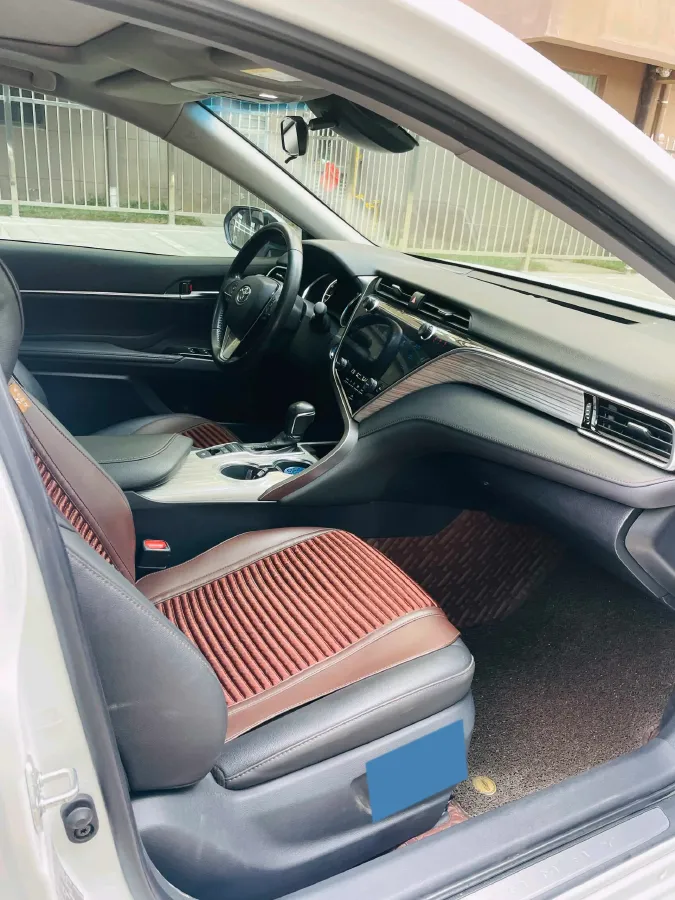 2019 Toyota Camry 2.5L 178HP L4 E-CVT Hybrid,autocango,china used car exporter,china ev exporter,chinese used car exporter,chinese used ev exporter