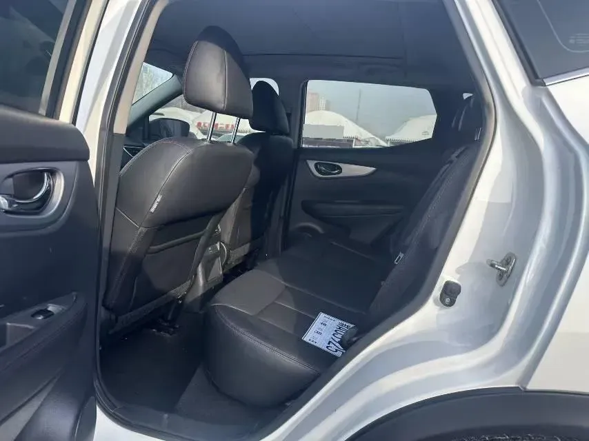 2021 Nissan Qashqai 2.0L 151HP L4 CVT,autocango,china used car exporter,china ev exporter,chinese used car exporter,chinese used ev exporter