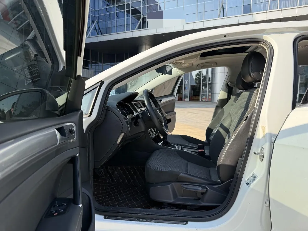 2018 Volkswagen Golf 1.6L 110HP L4 6AT,autocango,china used car exporter,china ev exporter,chinese used car exporter,chinese used ev exporter