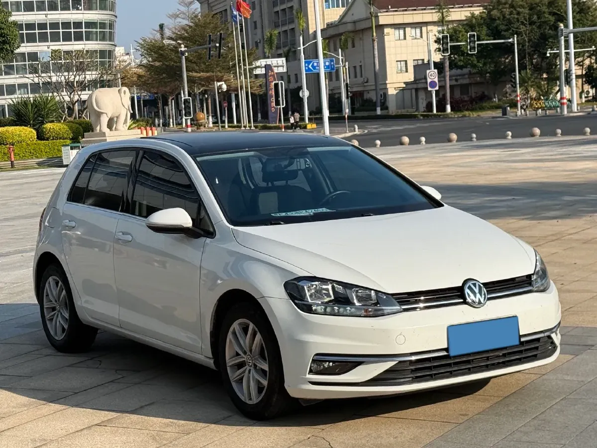 2018 Volkswagen Golf 1.6L 110HP L4 6AT,autocango,china used car exporter,china ev exporter,chinese used car exporter,chinese used ev exporter