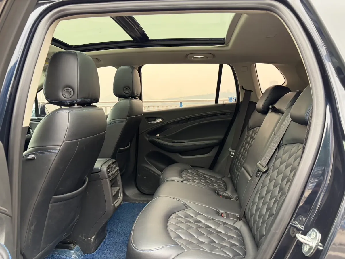 2020 Buick EnvisionPlus 2.0T 260HP L4 9AT,autocango,china used car exporter,china ev exporter,chinese used car exporter,chinese used ev exporter