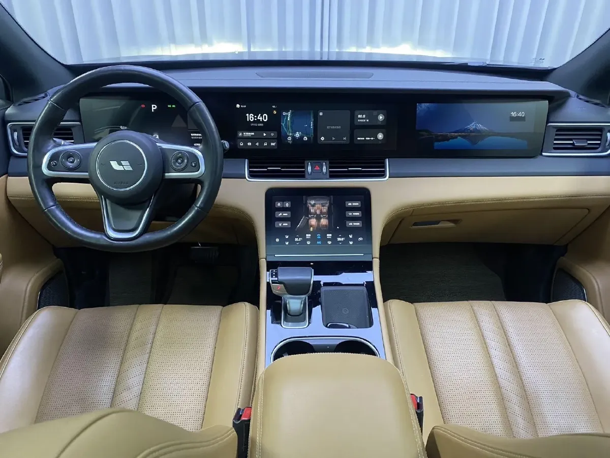 2021 Li ONE Range Extended 131HP REEV 40.5KWH,autocango,china used car exporter,china ev exporter,chinese used car exporter,chinese used ev exporter