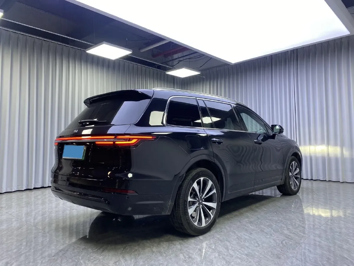 2021 Li ONE Range Extended 131HP REEV 40.5KWH,autocango,china used car exporter,china ev exporter,chinese used car exporter,chinese used ev exporter