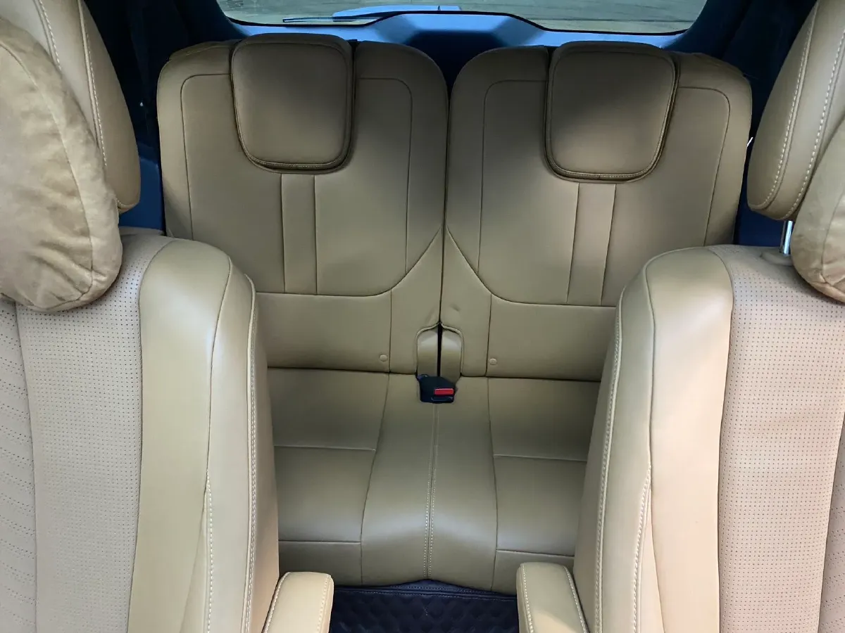 2021 Li ONE Range Extended 131HP REEV 40.5KWH,autocango,china used car exporter,china ev exporter,chinese used car exporter,chinese used ev exporter