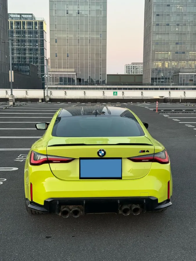 2021 BMW M4 3.0T 510HP L6 8AT,autocango,china used car exporter,china ev exporter,chinese used car exporter,chinese used ev exporter