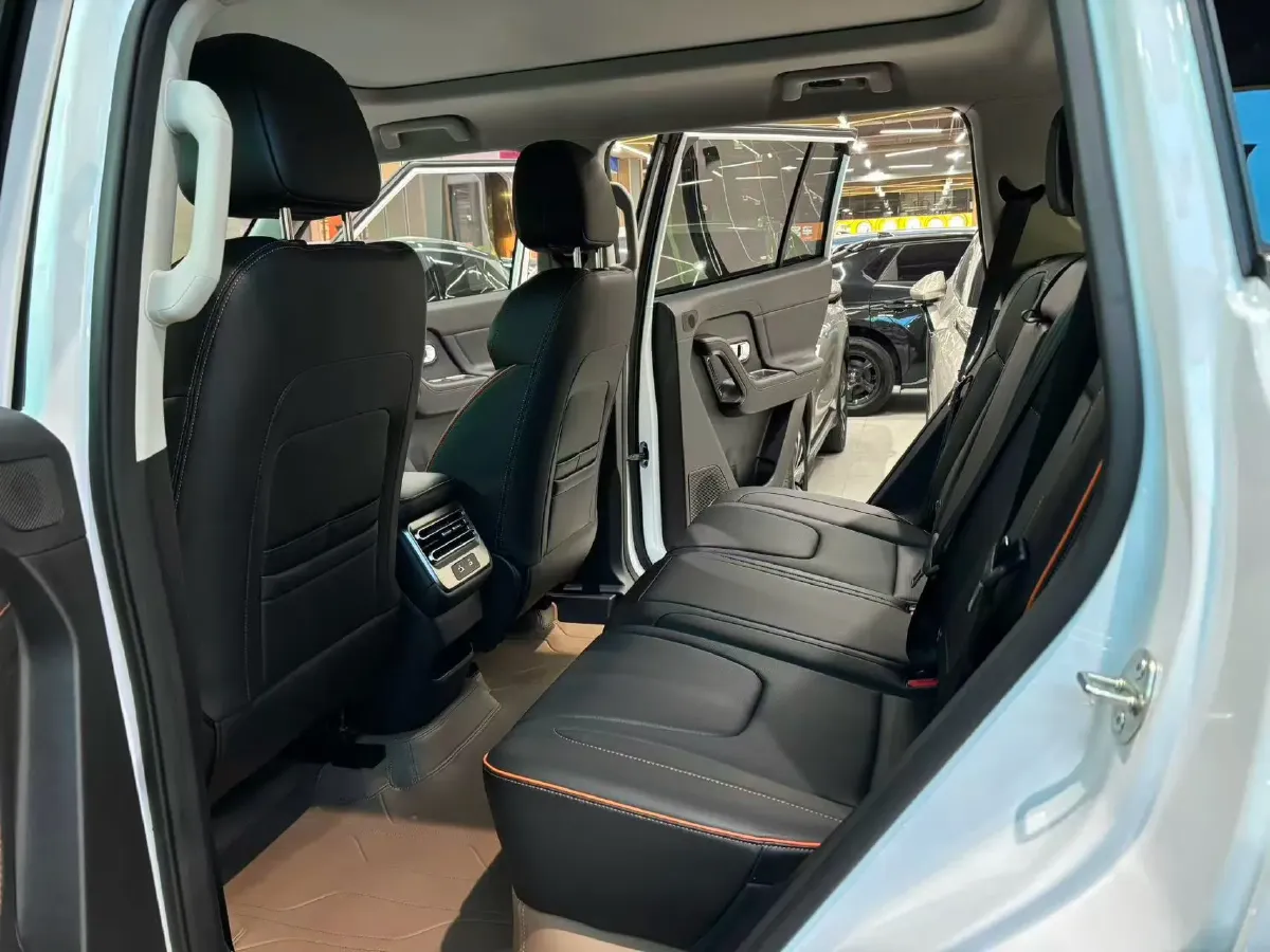 2025 Iveco JuXing BEV 51.5KWH,autocango,china used car exporter,china ev exporter,chinese used car exporter,chinese used ev exporter