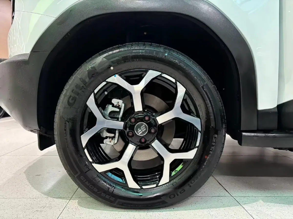 2025 Iveco JuXing BEV 51.5KWH,autocango,china used car exporter,china ev exporter,chinese used car exporter,chinese used ev exporter