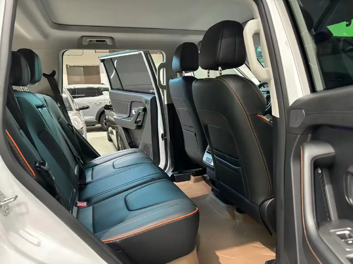 2025 Iveco JuXing BEV 51.5KWH,autocango,china used car exporter,china ev exporter,chinese used car exporter,chinese used ev exporter