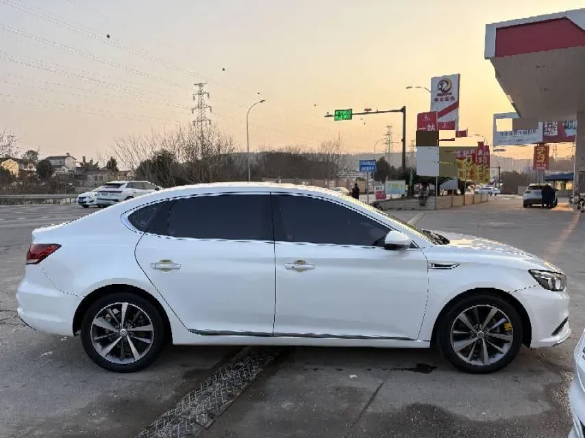 2019 MAXUS XinTu V80 2.5T 136HP L4 6AMT,autocango,china used car exporter,china ev exporter,chinese used car exporter,chinese used ev exporter