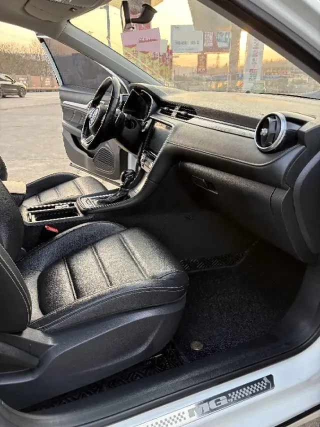 2019 MAXUS XinTu V80 2.5T 136HP L4 6AMT,autocango,china used car exporter,china ev exporter,chinese used car exporter,chinese used ev exporter