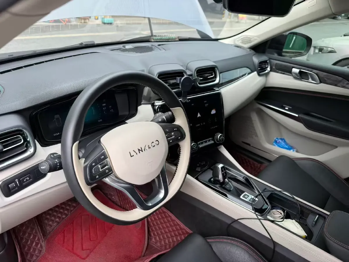 2018 Toyota C-HR 2.0L 171HP L4 CVT,autocango,china used car exporter,china ev exporter,chinese used car exporter,chinese used ev exporter