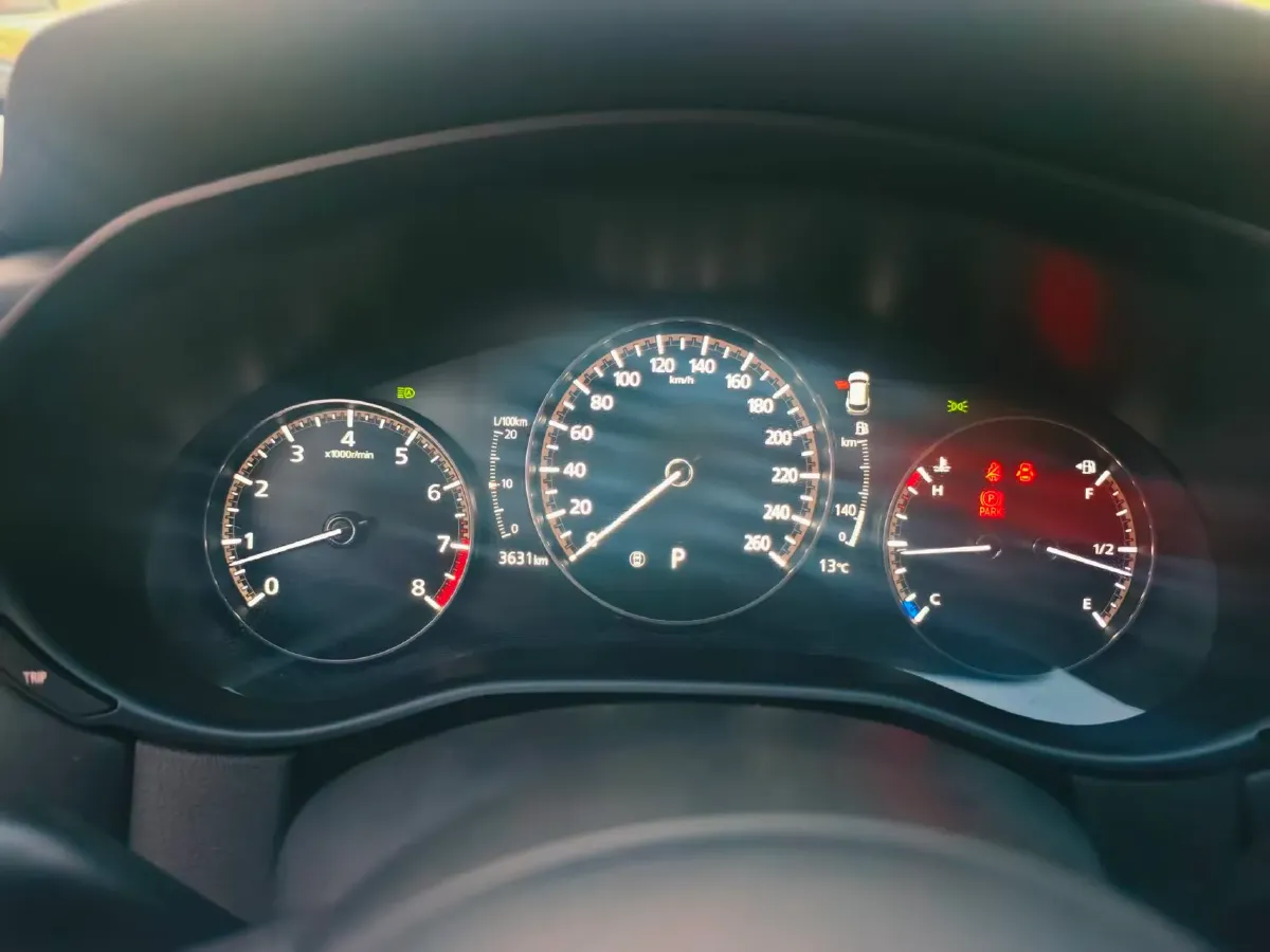 2023 Mazda CX-50 2.0L 155HP L4 6AT,autocango,china used car exporter,china ev exporter,chinese used car exporter,chinese used ev exporter