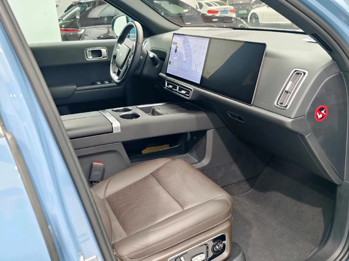 2022 Li L9 Range Extended 154HP REEV 42.6KWH,autocango,china used car exporter,china ev exporter,chinese used car exporter,chinese used ev exporter