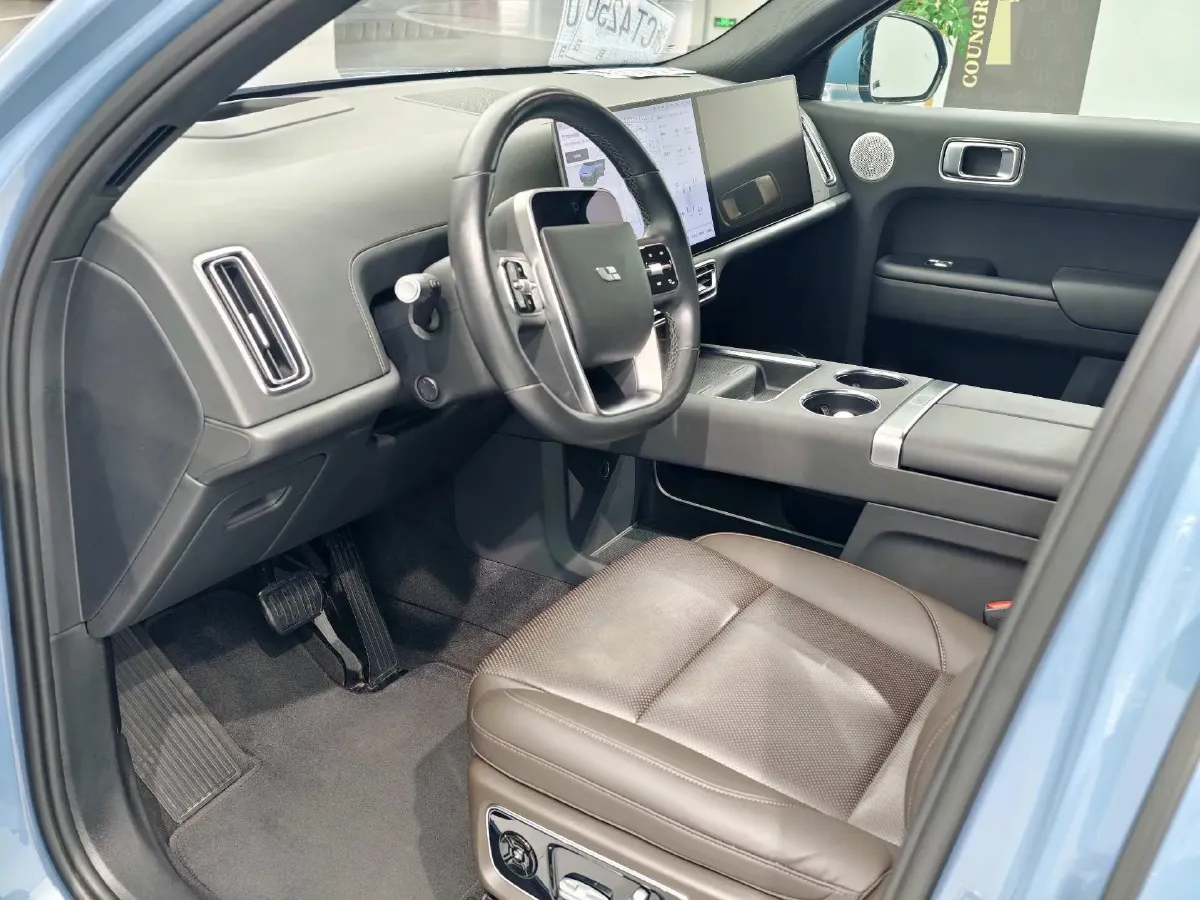 2022 Li L9 Range Extended 154HP REEV 42.6KWH,autocango,china used car exporter,china ev exporter,chinese used car exporter,chinese used ev exporter