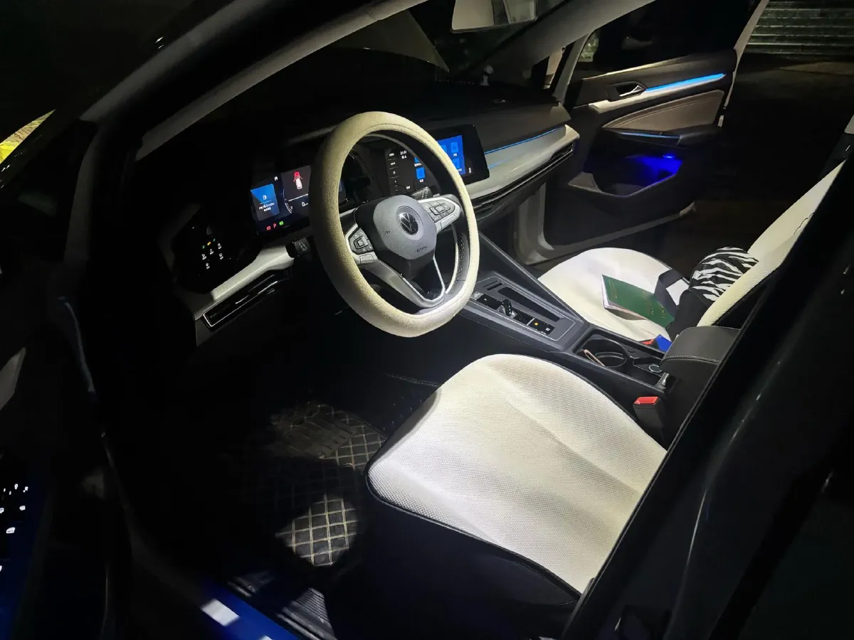 2023 Volkswagen Golf 1.4T 150HP L4 7DCT,autocango,china used car exporter,china ev exporter,chinese used car exporter,chinese used ev exporter