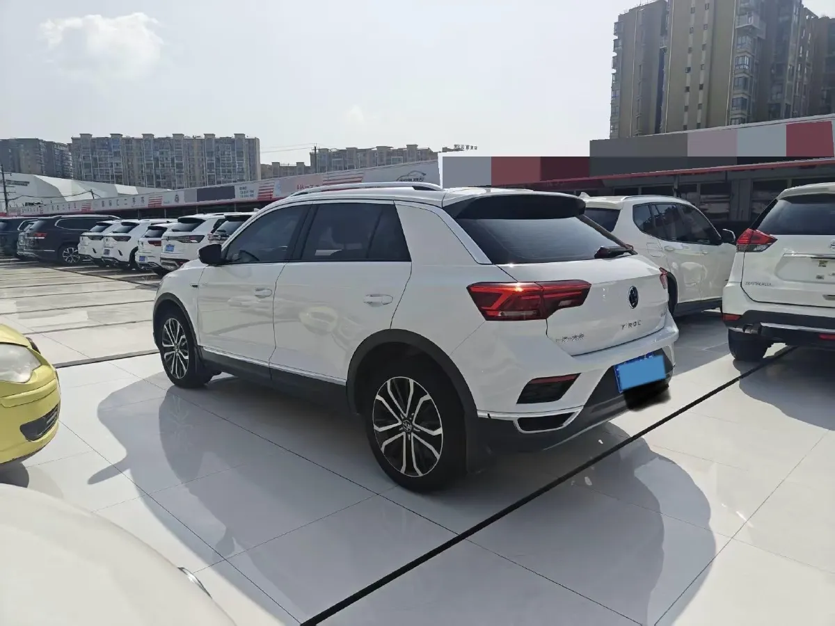 2022 Volkswagen T-Roc 1.4T 150HP L4 7DCT,autocango,china used car exporter,china ev exporter,chinese used car exporter,chinese used ev exporter