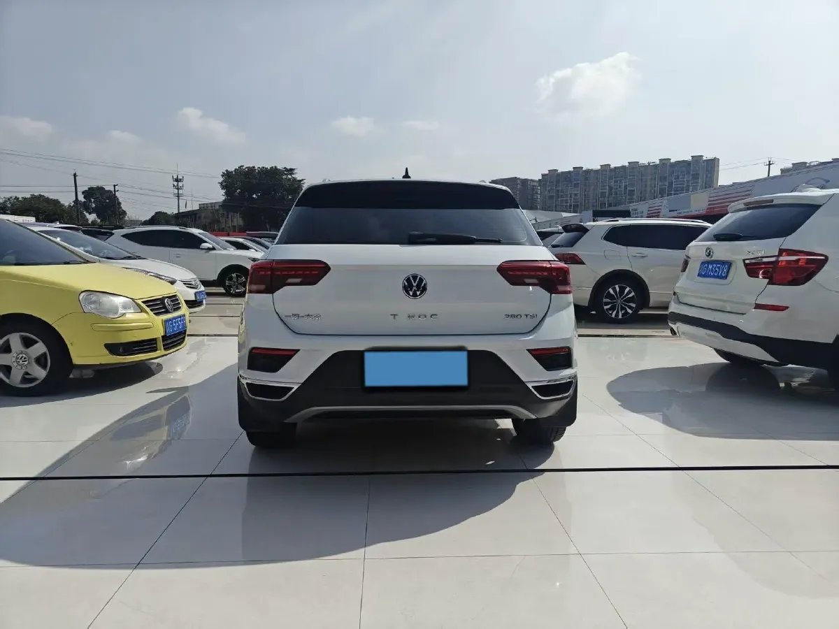 2022 Volkswagen T-Roc 1.4T 150HP L4 7DCT,autocango,china used car exporter,china ev exporter,chinese used car exporter,chinese used ev exporter