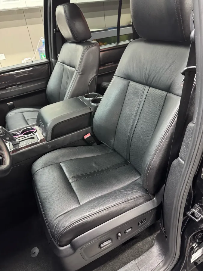 2017 Lincoln Navigator 3.5T 355HP V6 6AT,autocango,china used car exporter,china ev exporter,chinese used car exporter,chinese used ev exporter