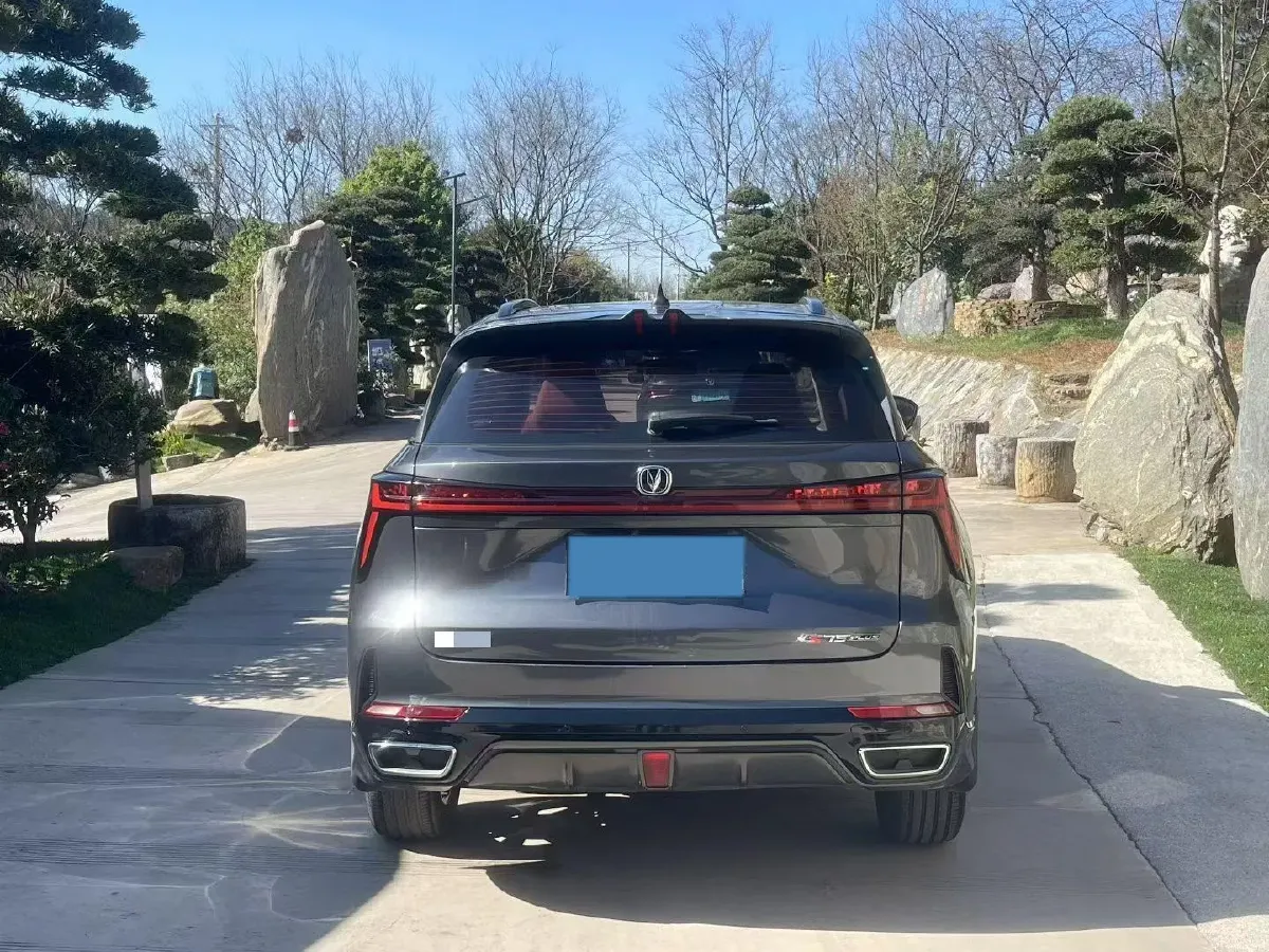 2023 ChangAn CS75 Plus 1.5T 188HP L4 8AT,autocango,china used car exporter,china ev exporter,chinese used car exporter,chinese used ev exporter