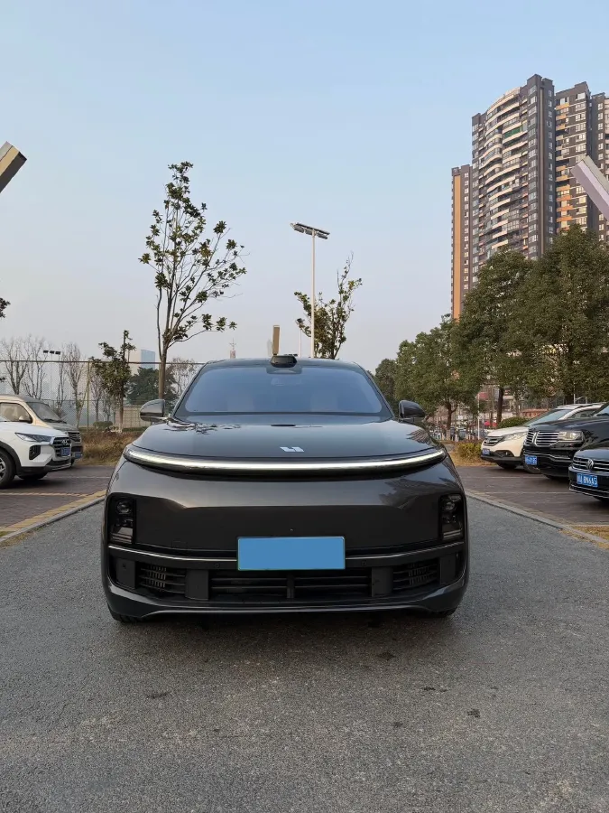 2022 Li L9 Range Extended 154HP REEV 42.6KWH,autocango,china used car exporter,china ev exporter,chinese used car exporter,chinese used ev exporter
