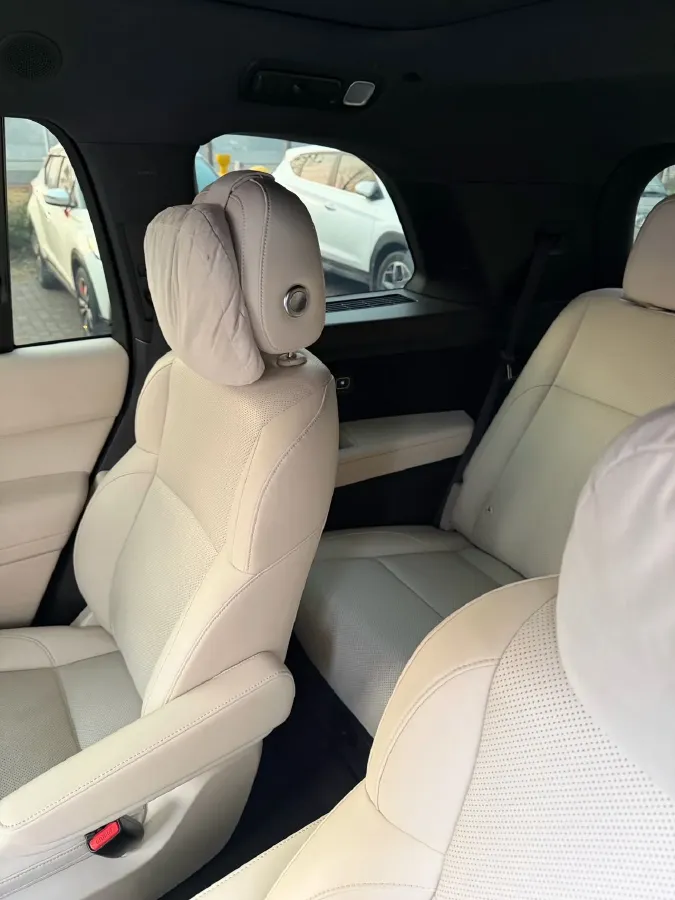 2022 Li L9 Range Extended 154HP REEV 42.6KWH,autocango,china used car exporter,china ev exporter,chinese used car exporter,chinese used ev exporter