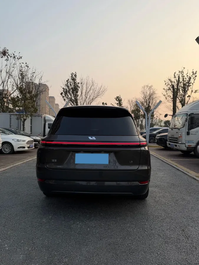 2022 Li L9 Range Extended 154HP REEV 42.6KWH,autocango,china used car exporter,china ev exporter,chinese used car exporter,chinese used ev exporter