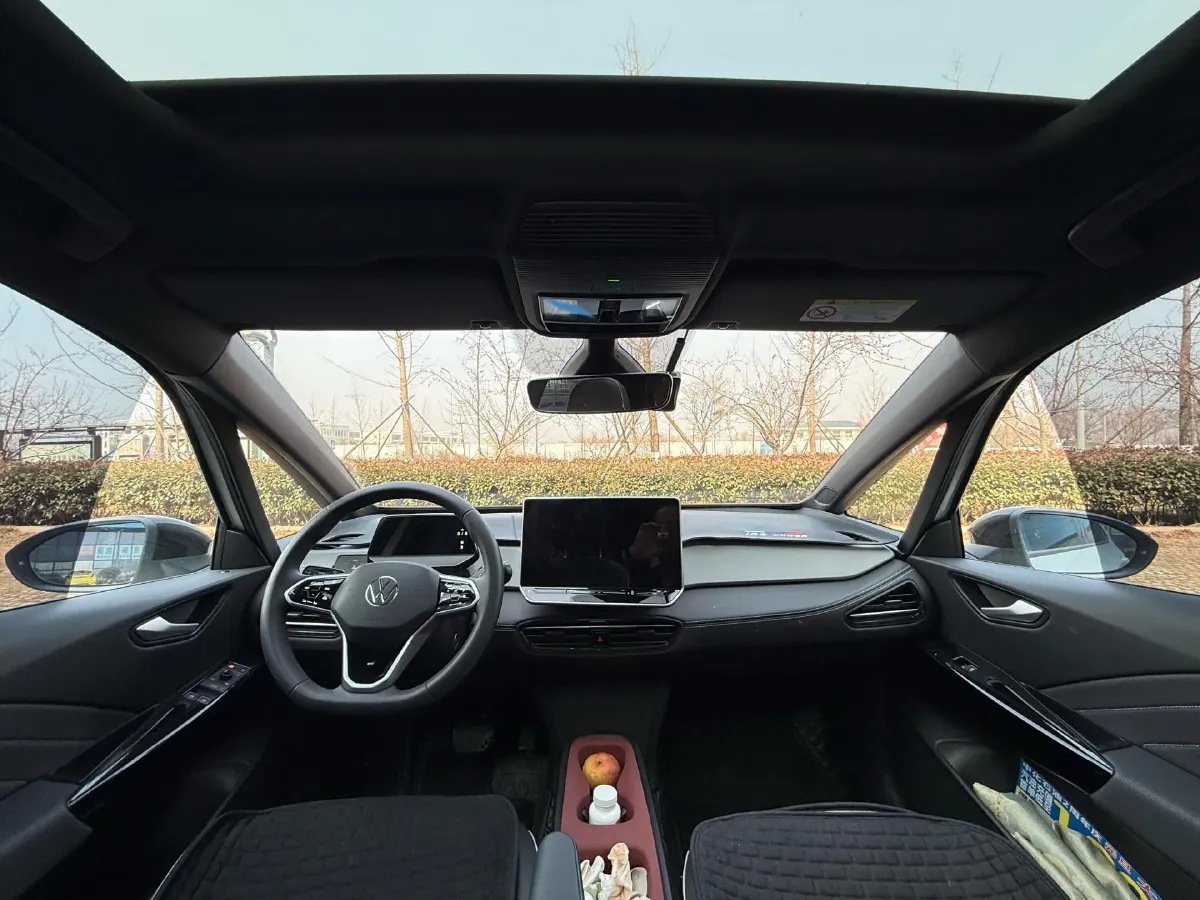 2025 Volkswagen ID.3 BEV 52.8KWH,autocango,china used car exporter,china ev exporter,chinese used car exporter,chinese used ev exporter