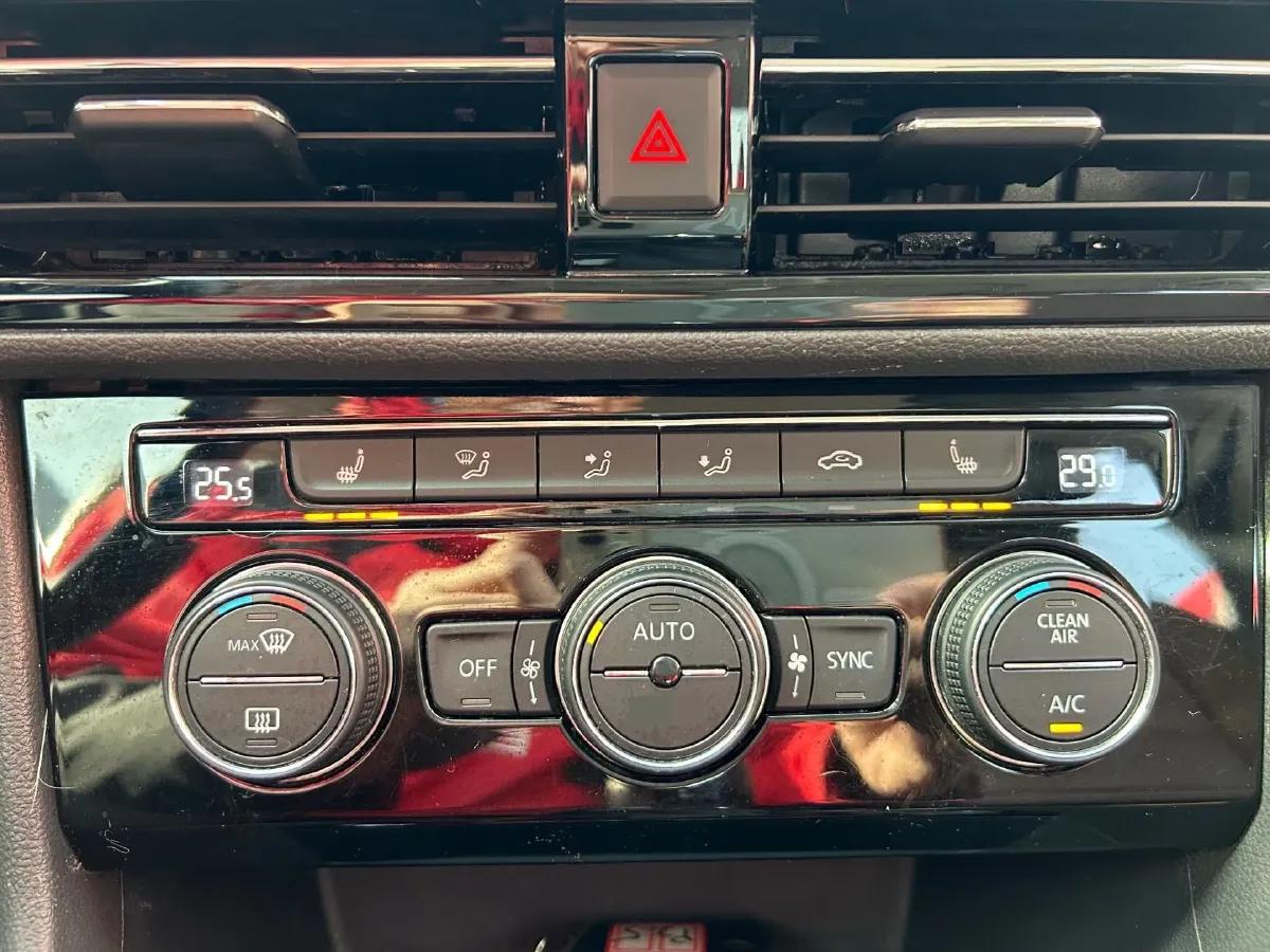 2019 Buick Verano 1.5T 169HP L4 7DCT,autocango,china used car exporter,china ev exporter,chinese used car exporter,chinese used ev exporter