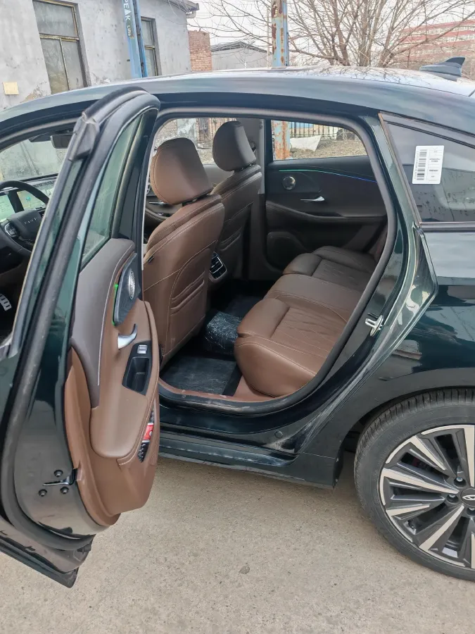 2023 Chery Arrizo 8 2.0T 254HP L4 7DCT,autocango,china used car exporter,china ev exporter,chinese used car exporter,chinese used ev exporter