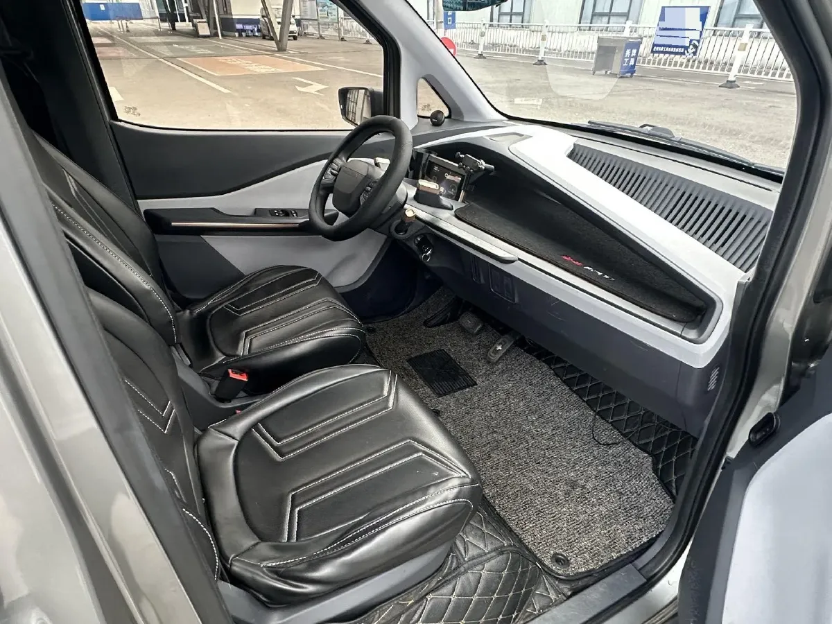 2018 BaoJun E200 BEV 22KWH,autocango,china used car exporter,china ev exporter,chinese used car exporter,chinese used ev exporter