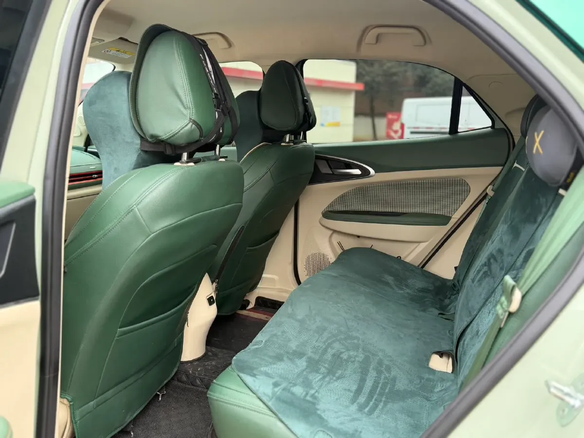 2022 ChangAn Oshan X7 Plus 1.5T 188HP L4 7DCT,autocango,china used car exporter,china ev exporter,chinese used car exporter,chinese used ev exporter