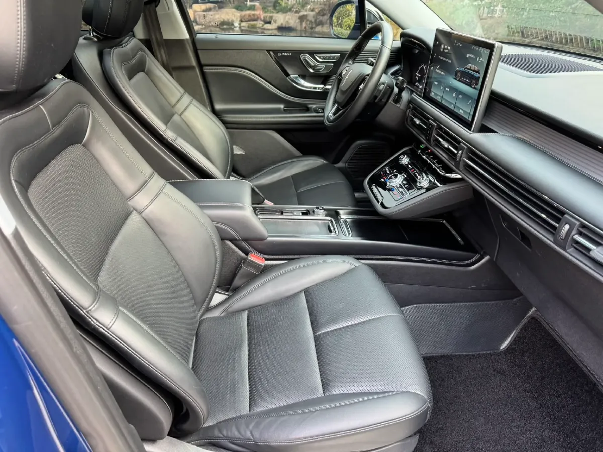 2021 Lincoln Corsair 2.0T 245HP L4 8AT,autocango,china used car exporter,china ev exporter,chinese used car exporter,chinese used ev exporter