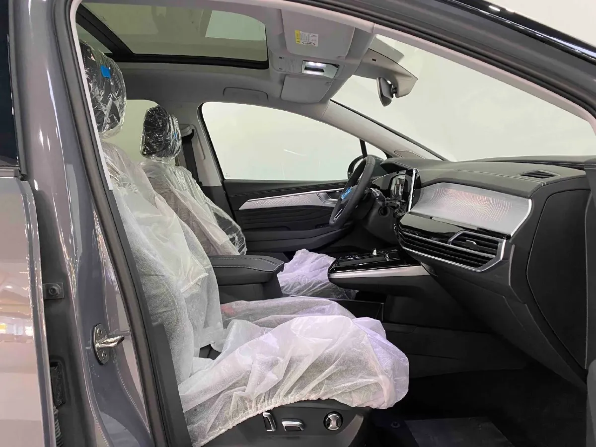 2022 Volkswagen Talagon 2.0T 220HP L4 7DCT,autocango,china used car exporter,china ev exporter,chinese used car exporter,chinese used ev exporter