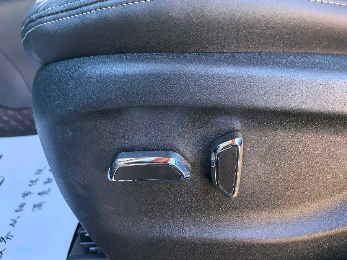 2022 MAXUS XinTu V90 2.0T 150HP L4 6AT,autocango,china used car exporter,china ev exporter,chinese used car exporter,chinese used ev exporter