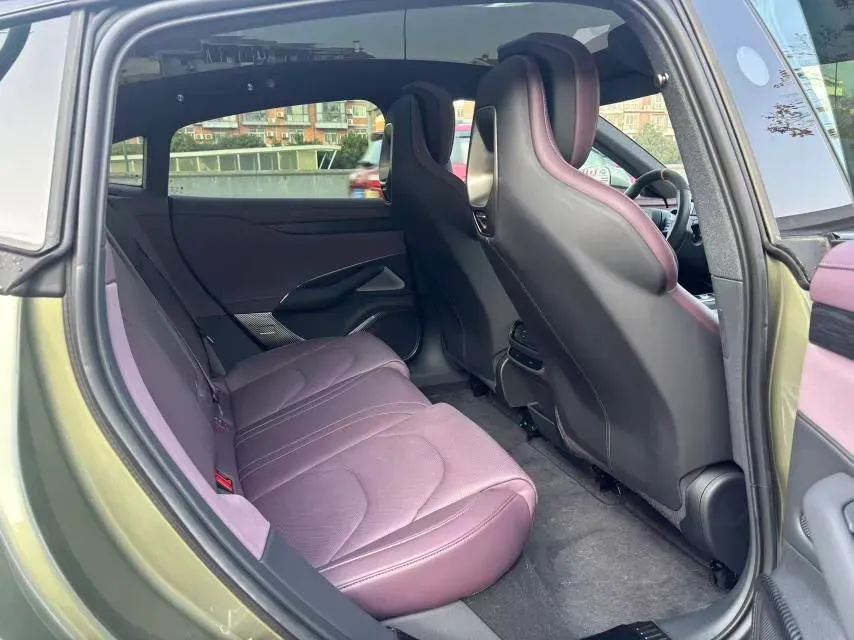 2024 MI SU7 BEV 73.6KWH,autocango,china used car exporter,china ev exporter,chinese used car exporter,chinese used ev exporter