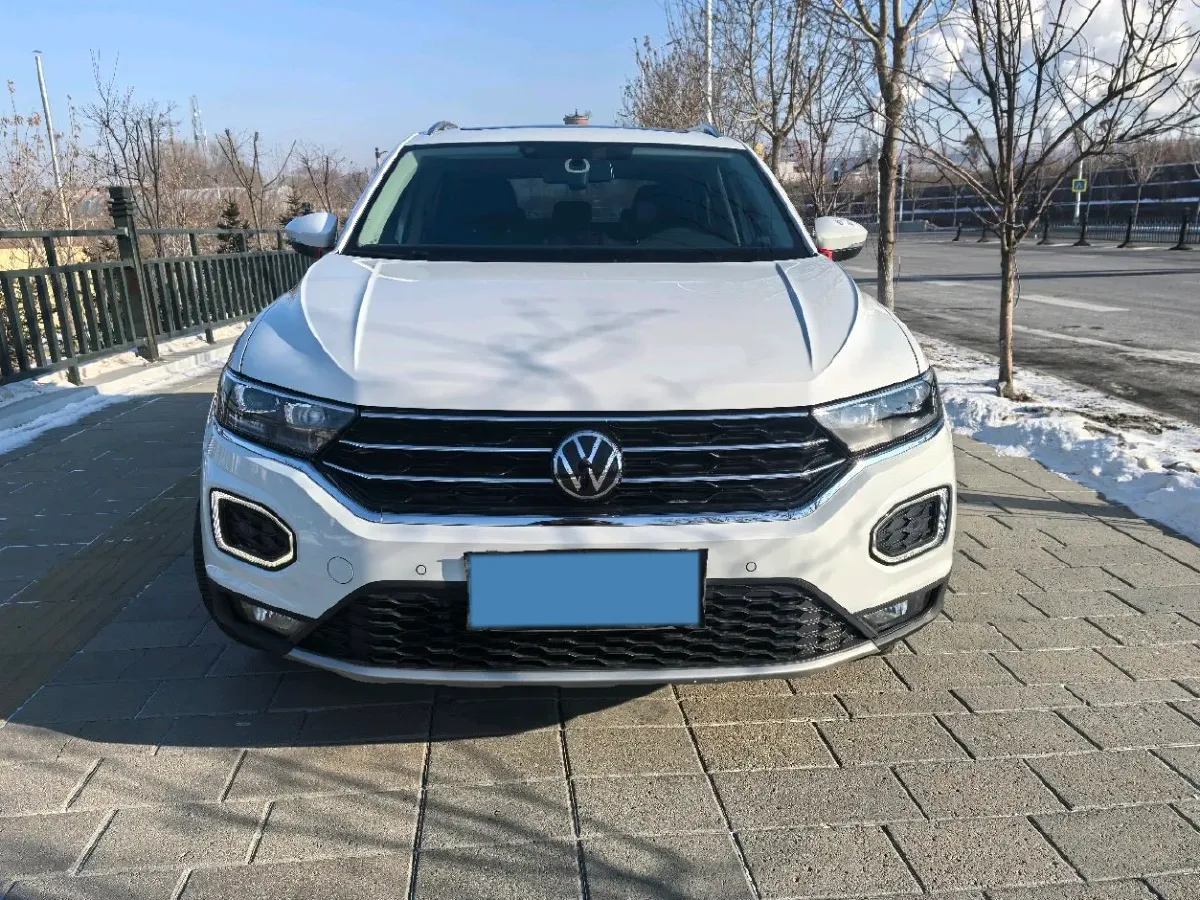 2022 Volkswagen T-Roc 1.4T 150HP L4 7DCT,autocango,china used car exporter,china ev exporter,chinese used car exporter,chinese used ev exporter