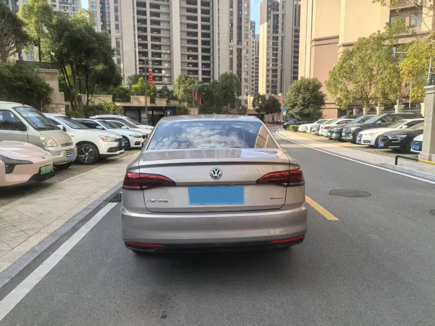 2020 Volkswagen Bora 1.5L 113HP L4 6AT,autocango,china used car exporter,china ev exporter,chinese used car exporter,chinese used ev exporter