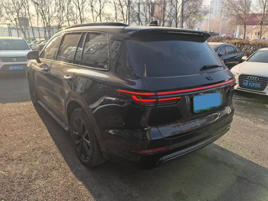2020 Li ONE Range Extended 131HP REEV 40.5KWH,autocango,china used car exporter,china ev exporter,chinese used car exporter,chinese used ev exporter