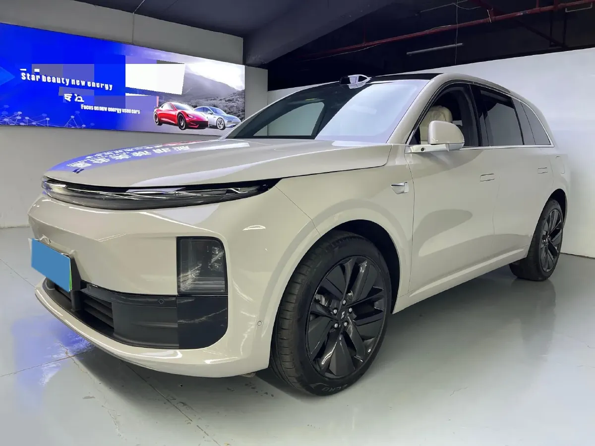 2024 Li L6 Range Extended 154HP L4 REEV 36.8KWH,autocango,china used car exporter,china ev exporter,chinese used car exporter,chinese used ev exporter