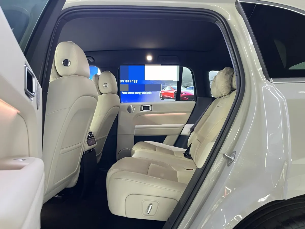 2024 Li L6 Range Extended 154HP L4 REEV 36.8KWH,autocango,china used car exporter,china ev exporter,chinese used car exporter,chinese used ev exporter